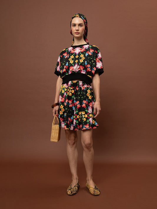 FUTTER CROPPED TOP - BLOSSOMS BLACK