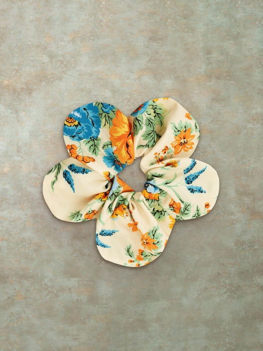 FLOWER SCRUNCHIE - TAPETSARIA CREAM