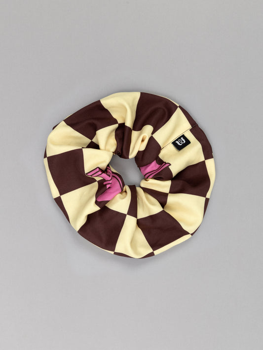 SCRUNCHIE - CHESS YELLOW