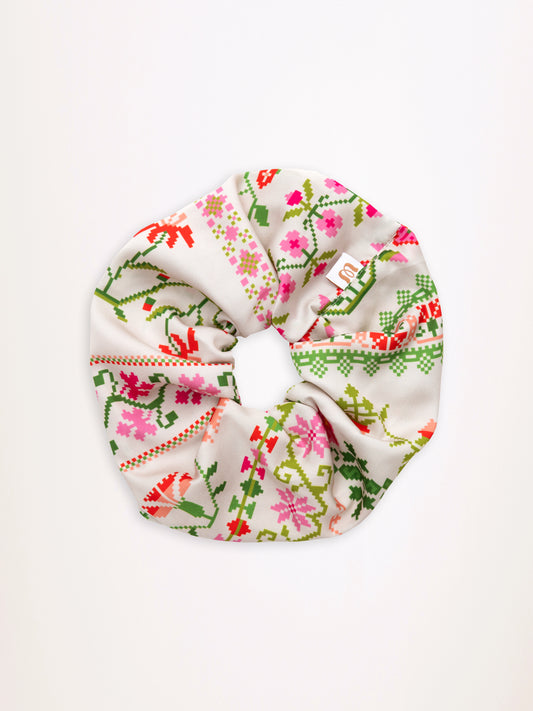 SCRUNCHIE FOLKLORE