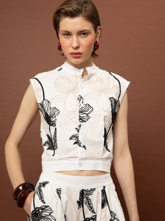 SLEEVELESS BRODERIE SHIRT